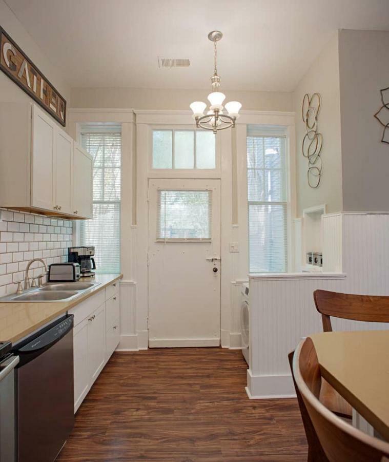 101 E Waldburg - Cozy Cottage Just Off Of Forsyth Park Savannah Exterior foto